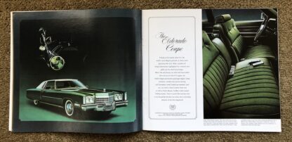 1972 Cadillac Range Brochure Fleetwood, Calais, De Ville - Image 10