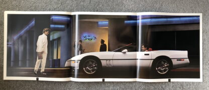 1990 Chevrolet Corvette Brochure - Image 12