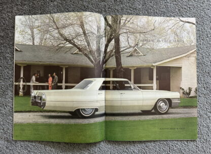 1965 Cadillac Range Brochure Fleetwood, Calais, De Ville - Image 5