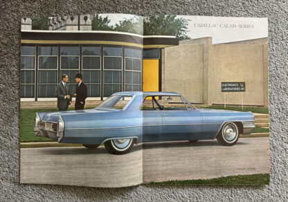 1965 Cadillac Range Brochure Fleetwood, Calais, De Ville - Image 7
