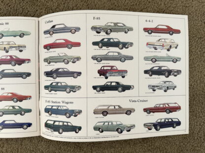 1966 Oldsmobile Range Brochure Tornado, Starfire 4-4-2 - Image 10