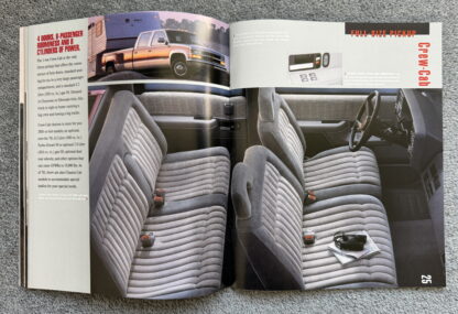 1993 Chevrolet Trucks Pickup Brochure C/K, S10, Silverado, Cheyenne - Image 11