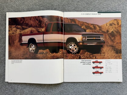 1991 Chevrolet Trucks Pickup Brochure C/K, S10, R/V, Silverado, Cheyenne - Image 3