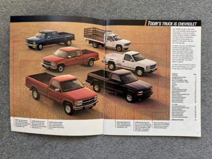 1990 Chevrolet Trucks Pickup Brochure C/K Silverado, Cheyenne, Scottsdale - Image 2