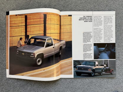 1990 Chevrolet Trucks Pickup Brochure C/K Silverado, Cheyenne, Scottsdale - Image 3