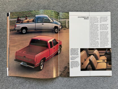 1990 Chevrolet Trucks Pickup Brochure C/K Silverado, Cheyenne, Scottsdale - Image 8