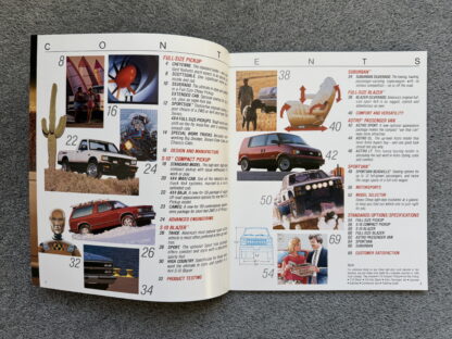 1989 Chevrolet Trucks Pickup Brochure C/K, S10, Astro, Blazer, Sportvan - Image 3