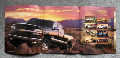 2001 Chevrolet Silverado 1500, 2500, 3500 Pickup Truck Brochure - Image 2