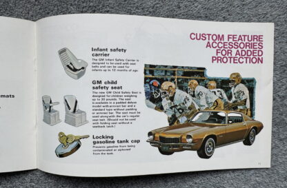 1970 Chevrolet Corvette, Camaro Accessories Brochure - Image 11