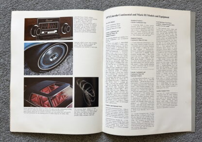 1971 Lincoln Continental Brochure - Image 9