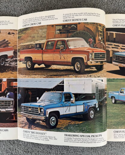1977 Chevrolet Pickup Brochure C10, C20, C30, K10/20/30, Fleetside, Stepside - Image 5